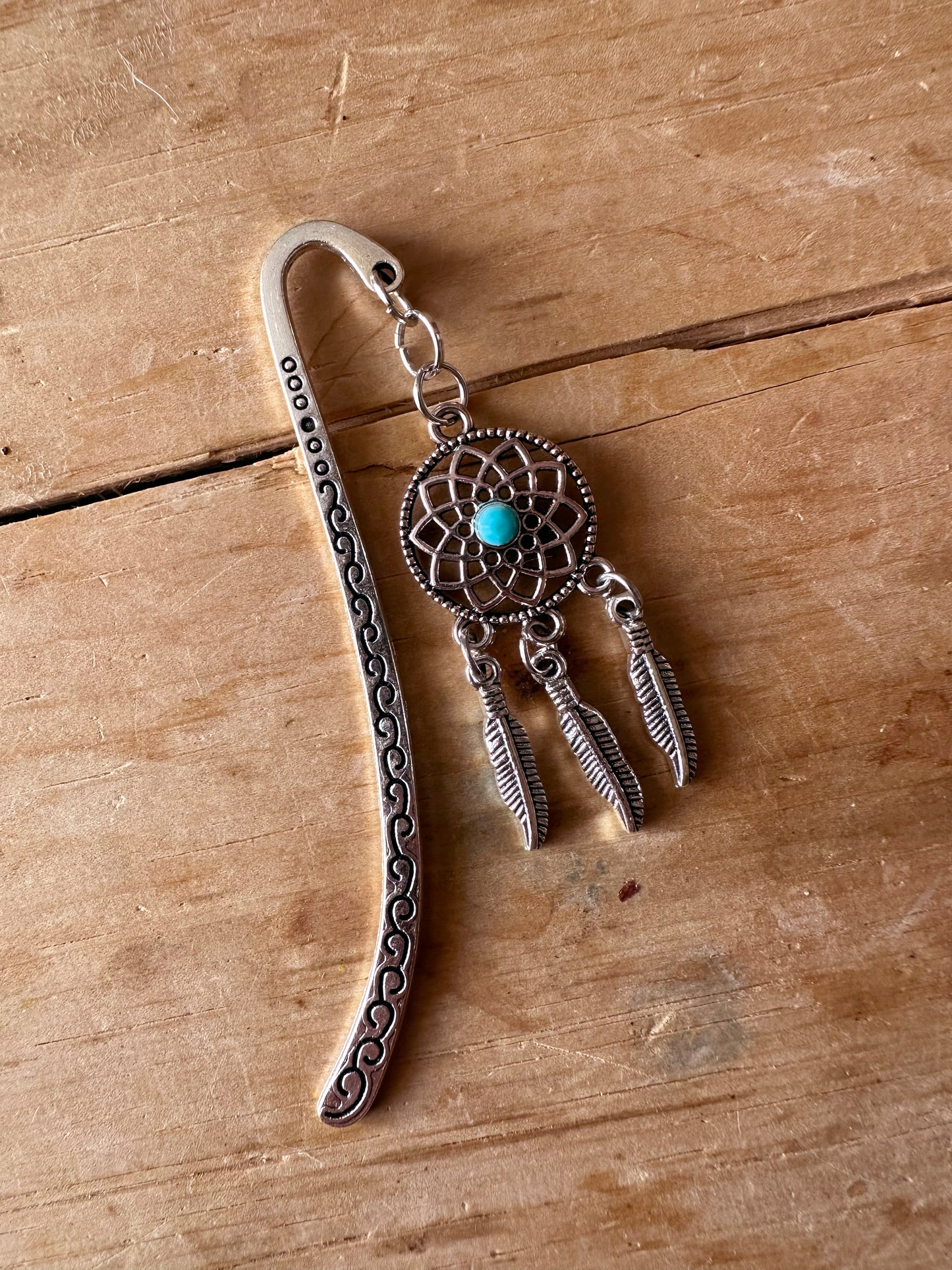 Silver spine hugger charm bookmark