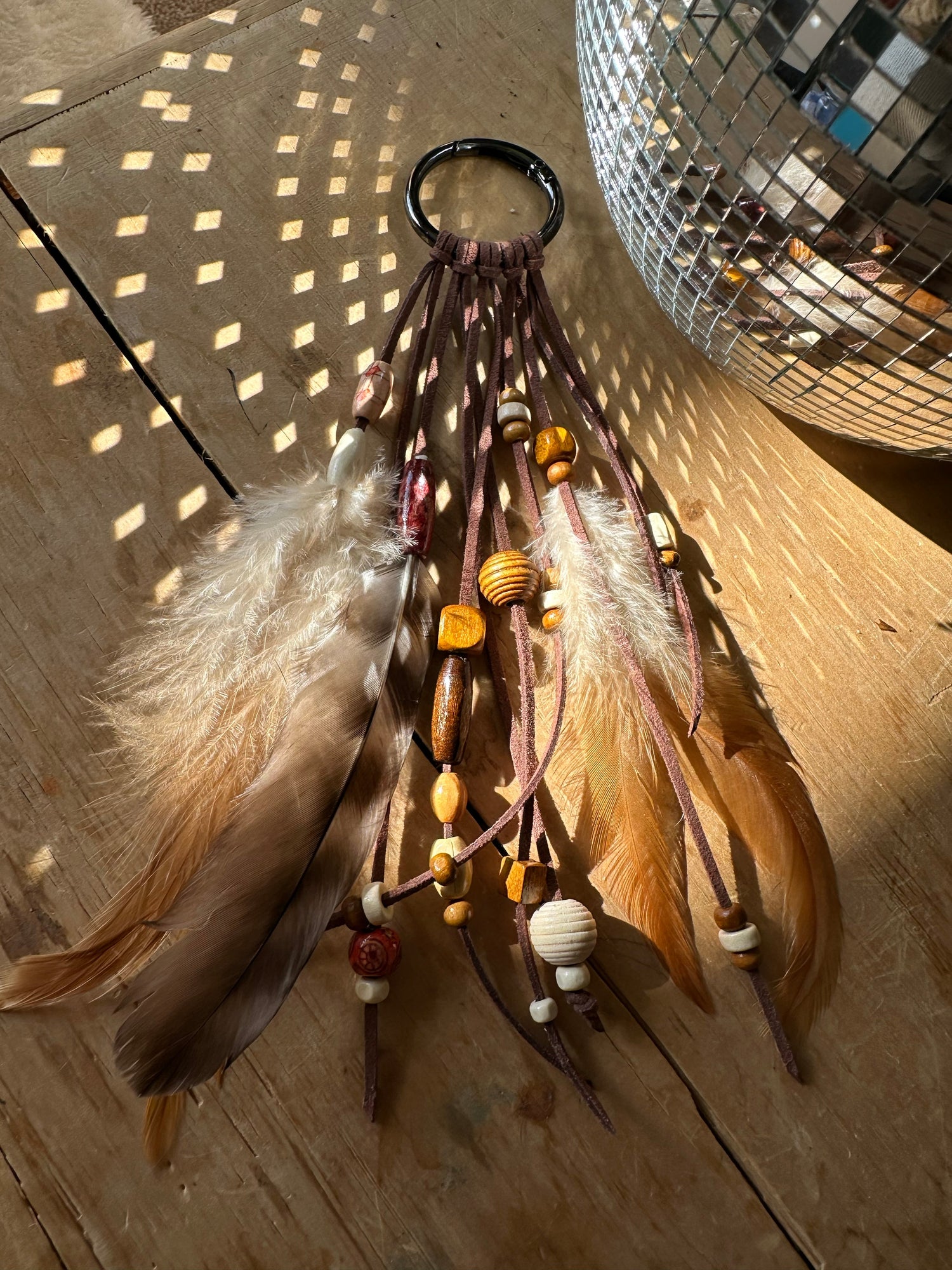 Quick release tassels