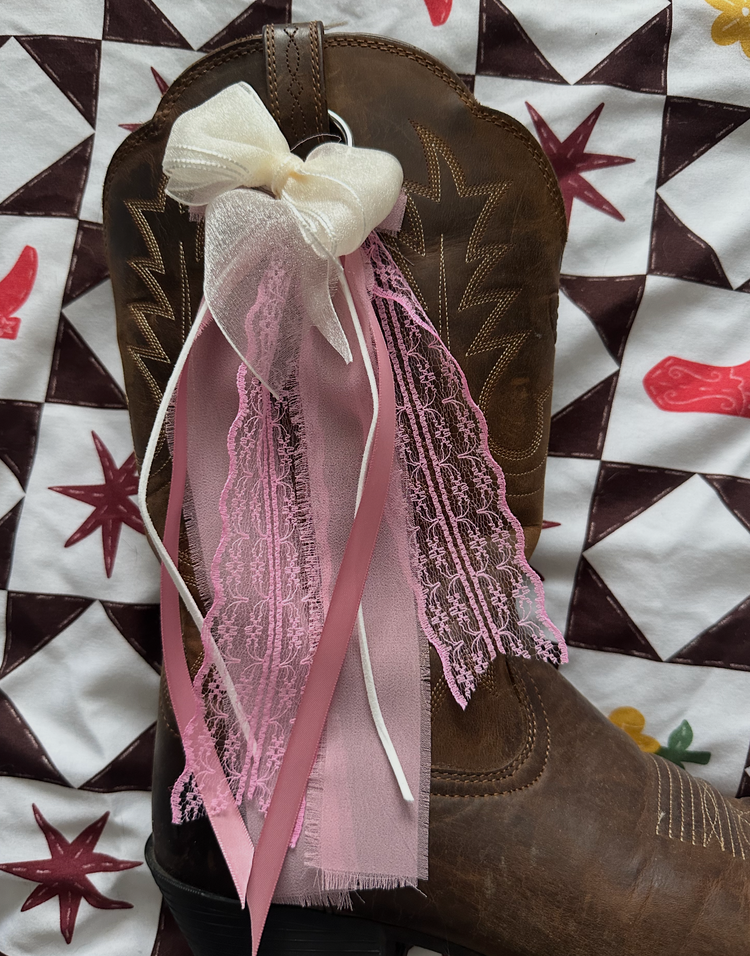 Boot bows