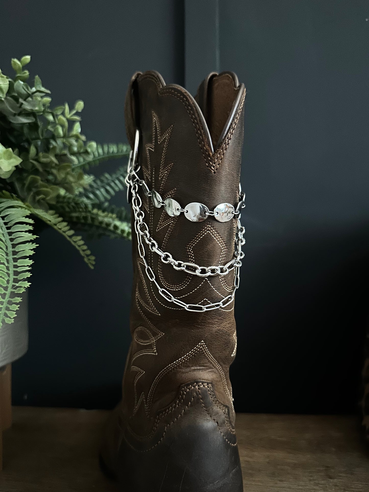 Boot hugger 01