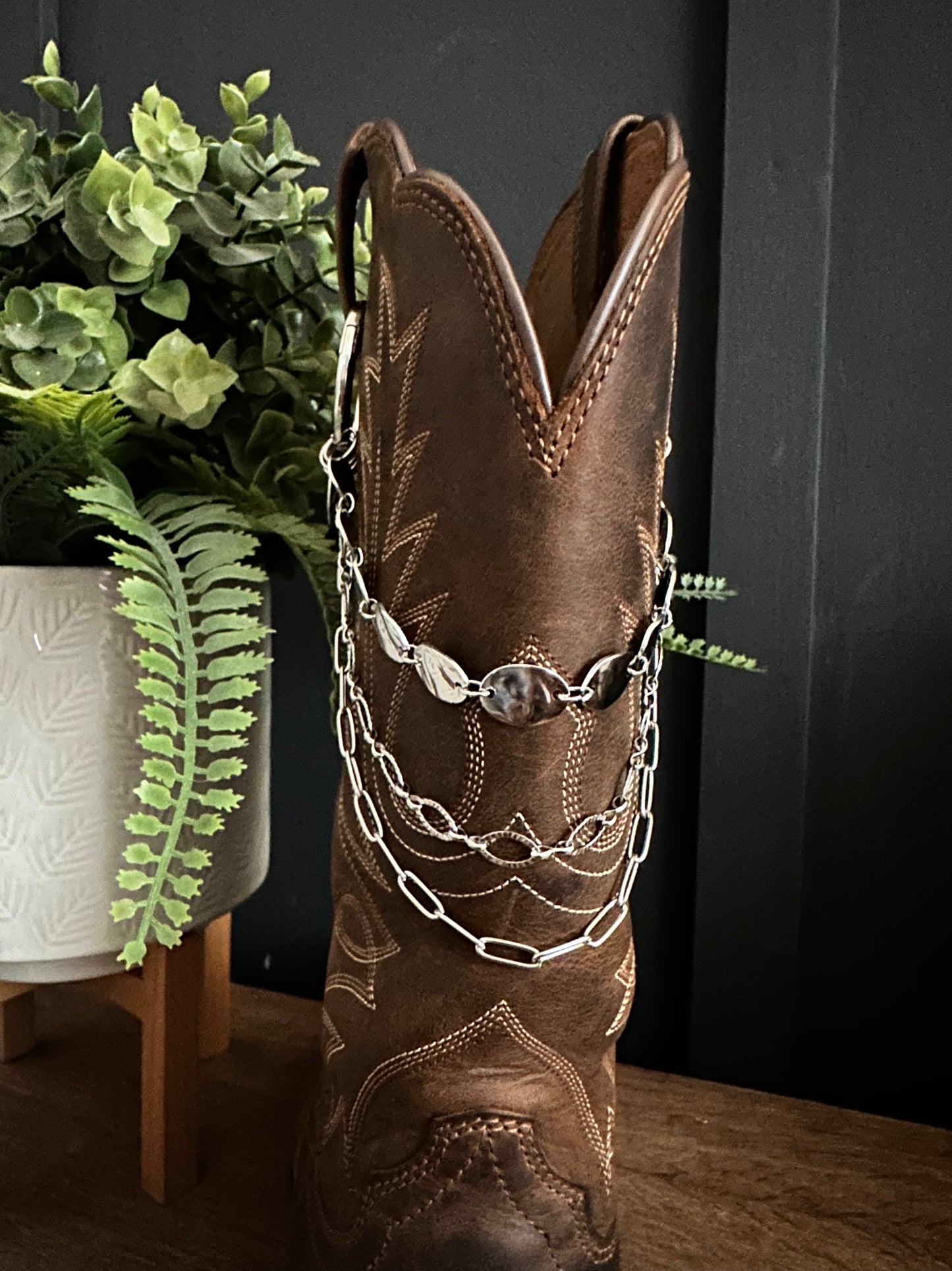 Boot hugger 03