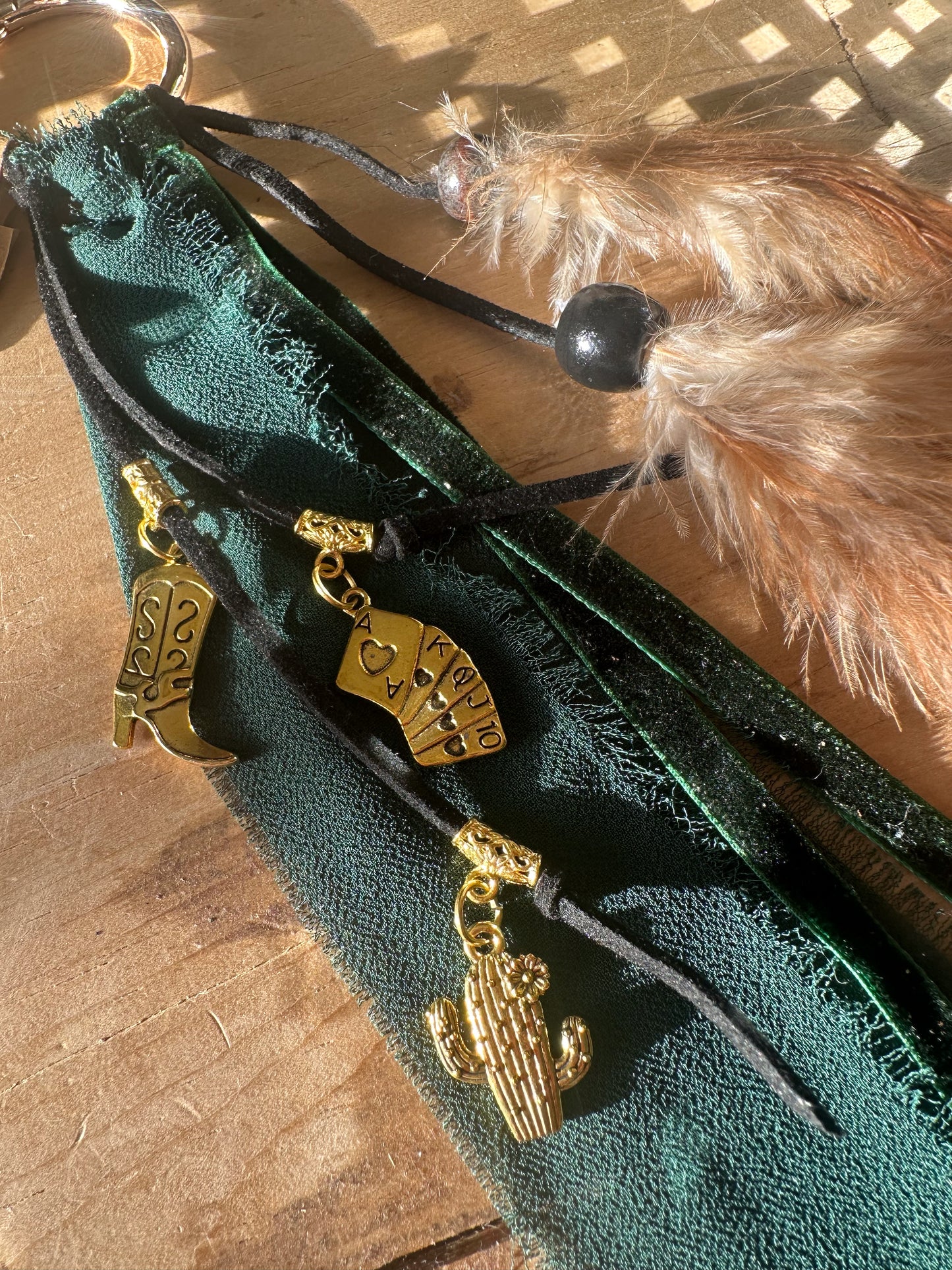 BC0064 green and gold boot tassel