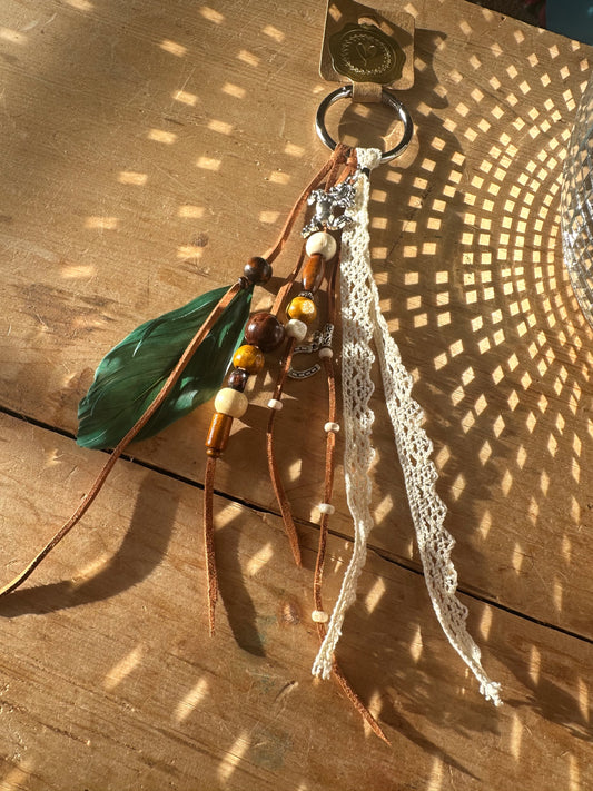 BC0010 Toffee and lace stallion boot tassel