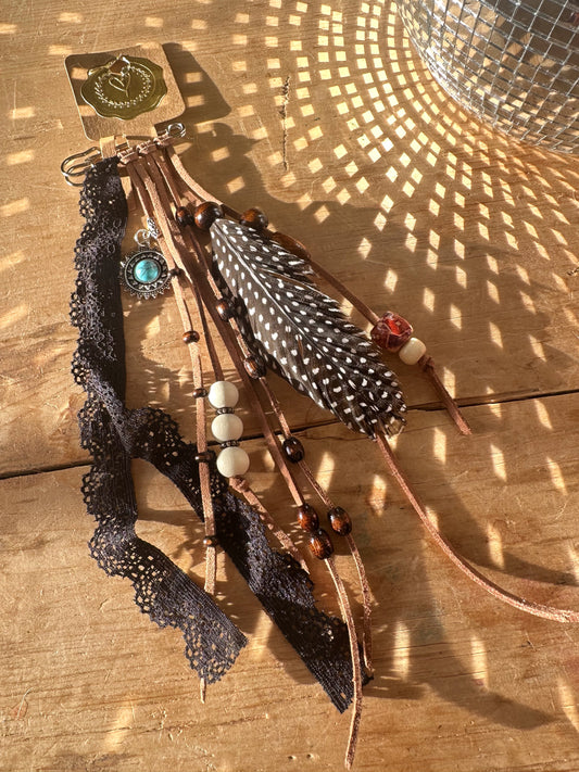 BC0056 silver and brown spotty feather tassel